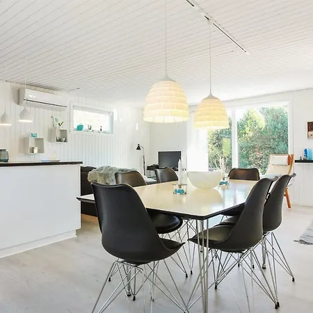 Vaeggerlose Bøtø By